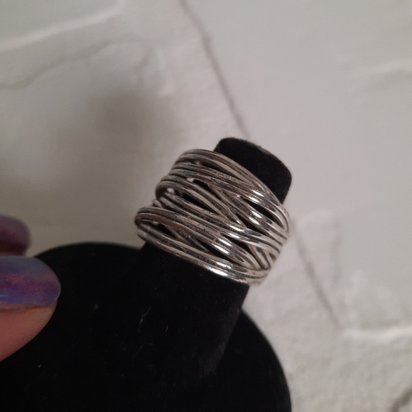 Free w/2 Items! Lia Sophia Wound Up Silver Ring - Picture 4 of 4